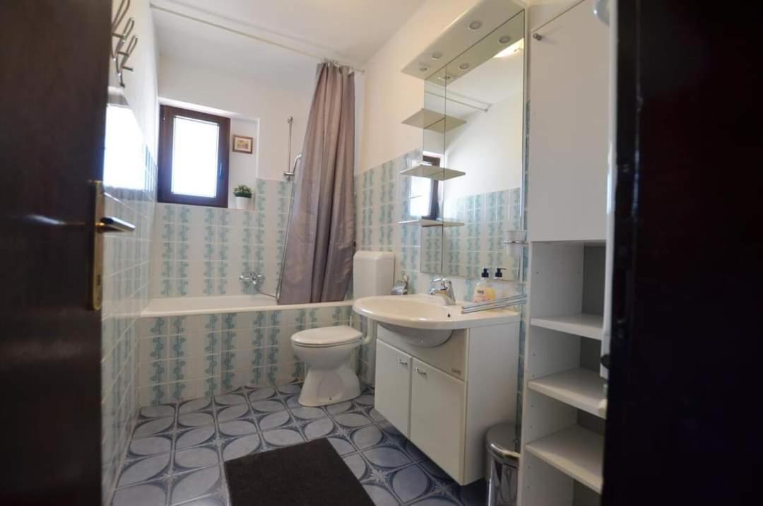 Tony Apartments ロヴィニ 部屋 写真